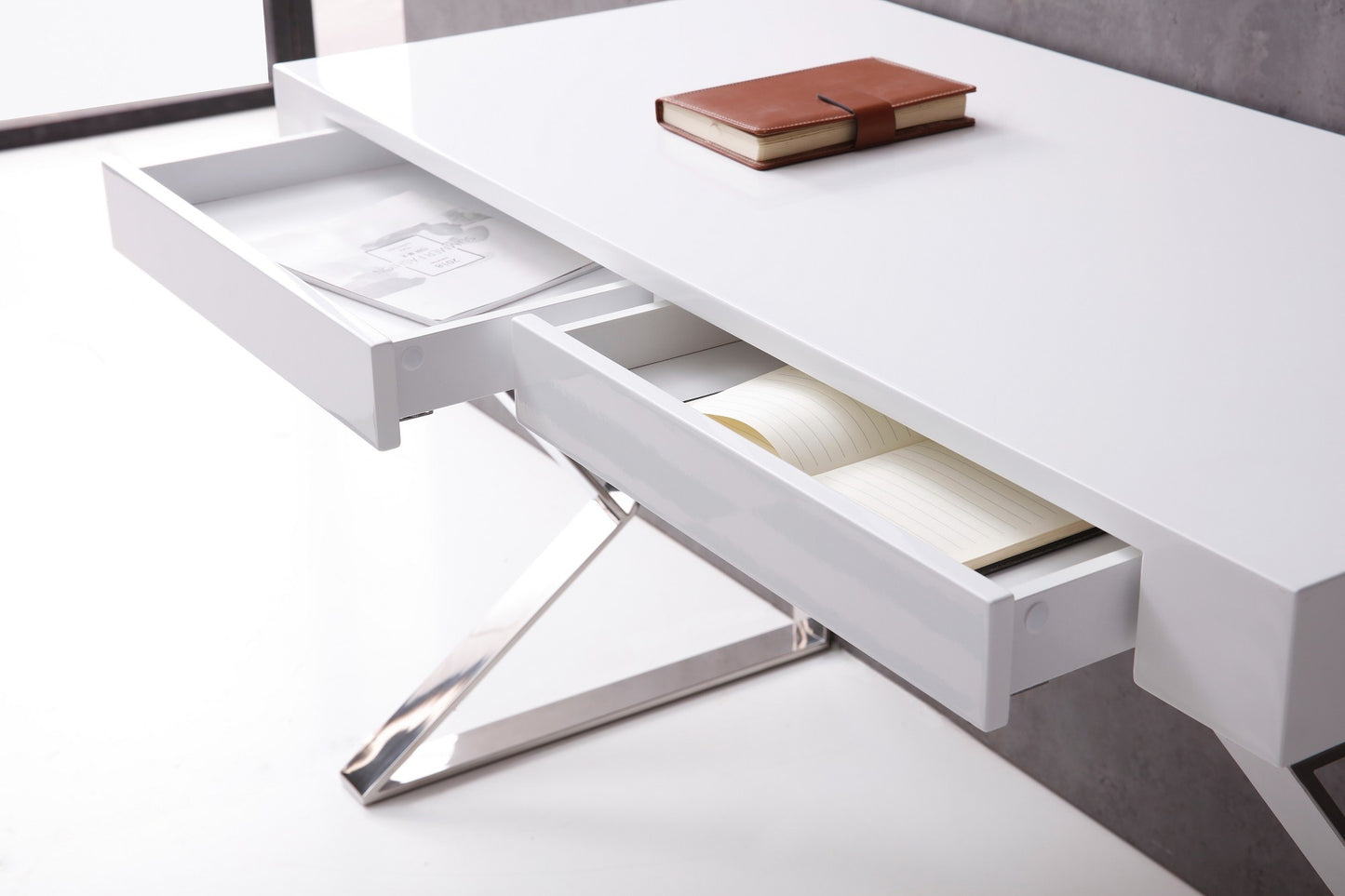 Noho Desk White by JM