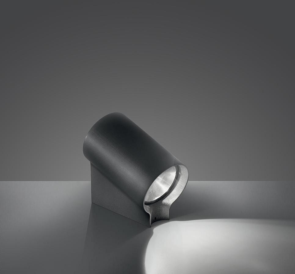 Artemide Oblique Led Outdoor Floor Lamp With Ground Spike