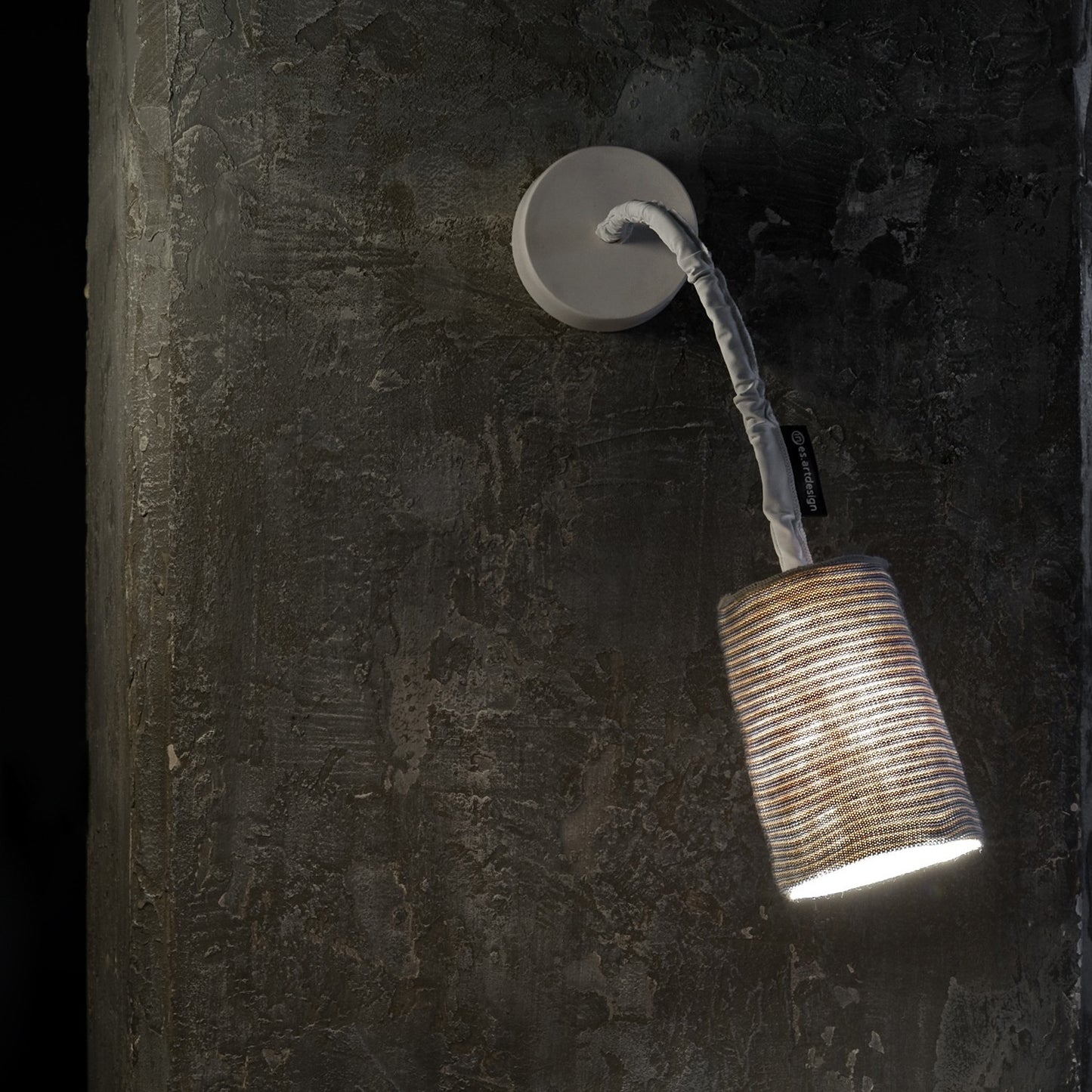 In-es.artdesign Paint A Stripe Wall Light
