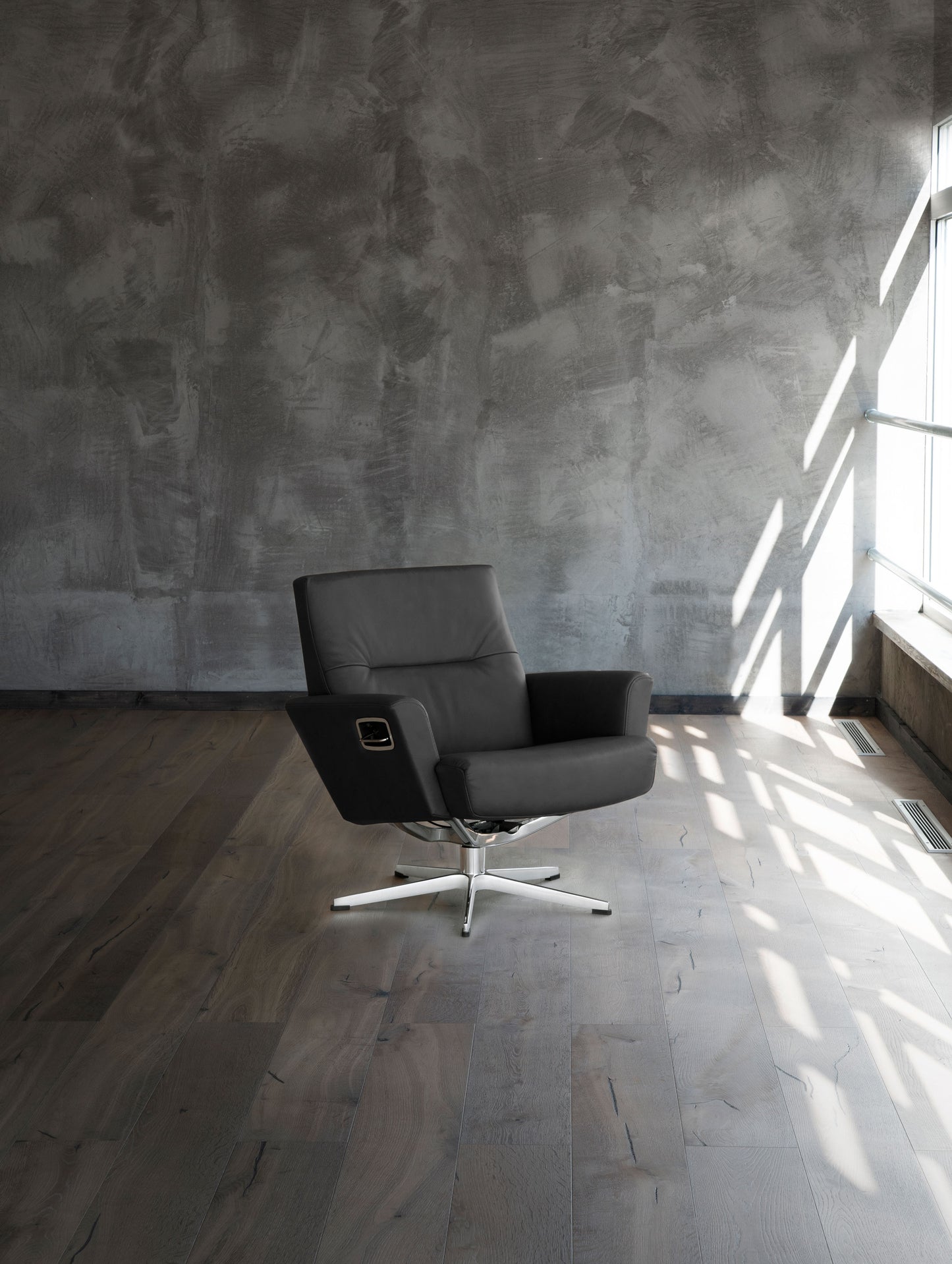 Conform Relieve Low Back Recliner