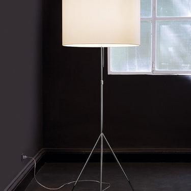 Signora Floor Lamp by Carpyen