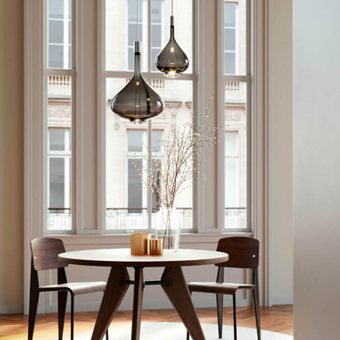 Hand-blown Italian glass Sky-Fall pendant light by Lodes with warm dimmable LED
