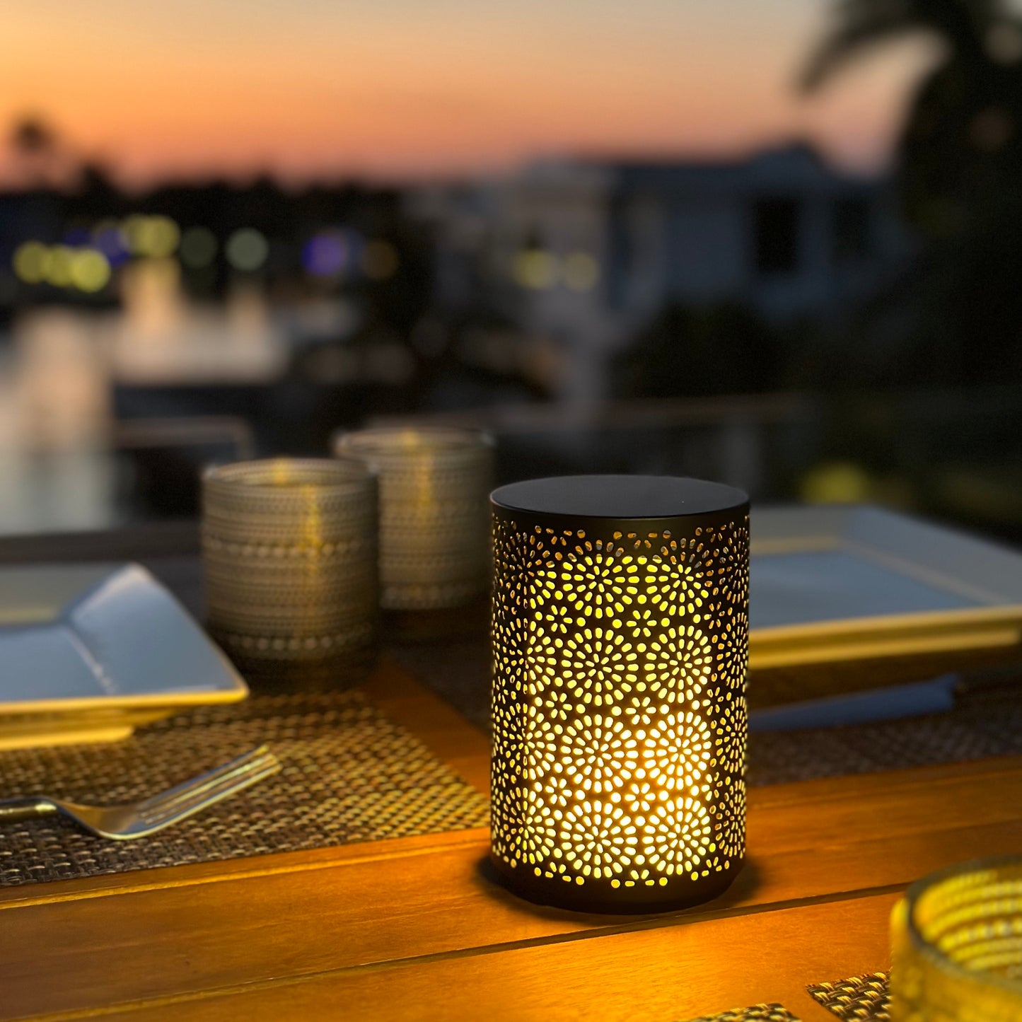 Dancing Flame Rechargeable LED Table Lamp by Smart & Green
