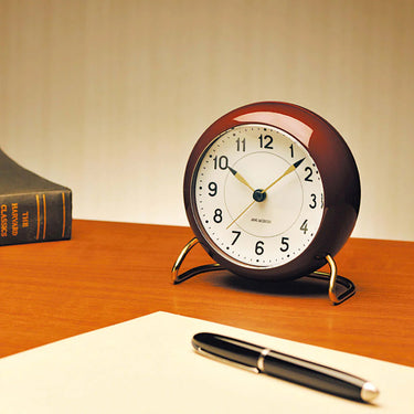 Station Alarm Clock Burgundy of Arne Jacobsen