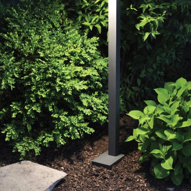 Strut LED Outdoor Bollard | Visual Comfort Modern