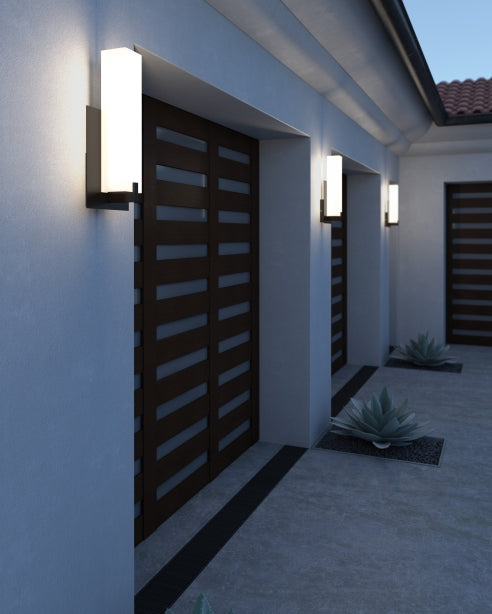 Cosmo 18 LED Outdoor Wall Sconce | Visual Comfort Modern