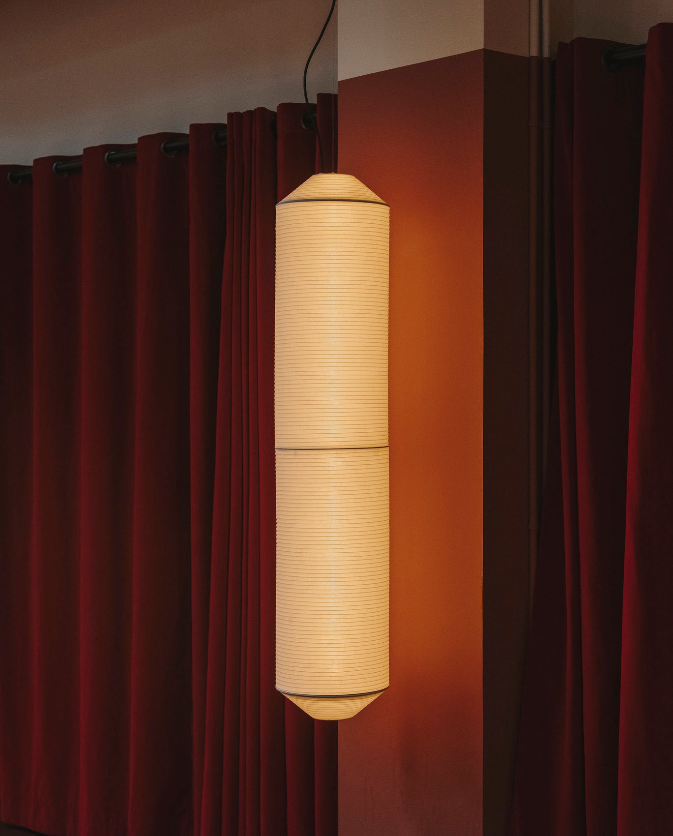 Santa & Cole Tekio Vertical P2 Pendant Light