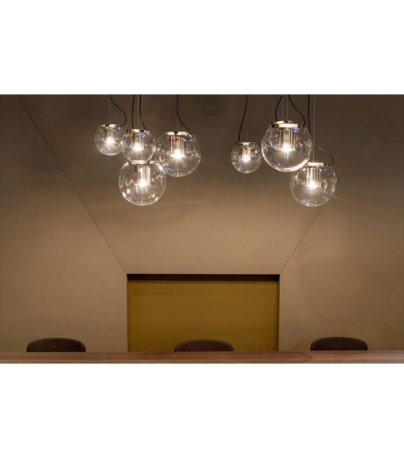 The Globe 827 Suspension Lamp by Oluce
