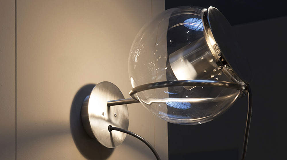 The Globe Wall Lamp by Oluce