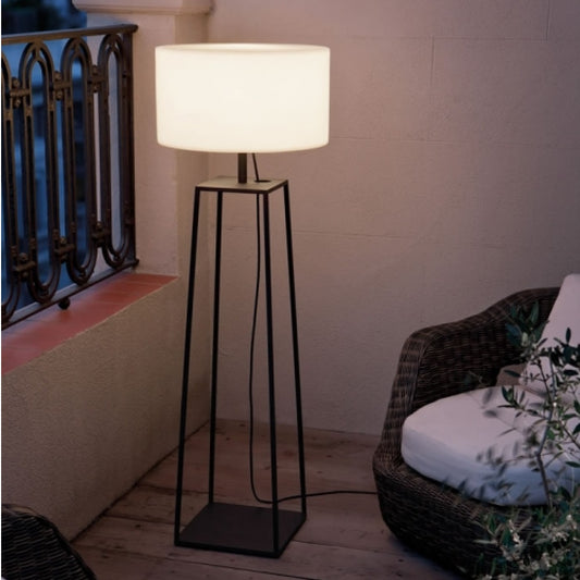 Tiffany 2 Outdoor Floor Lamp by Carpyen