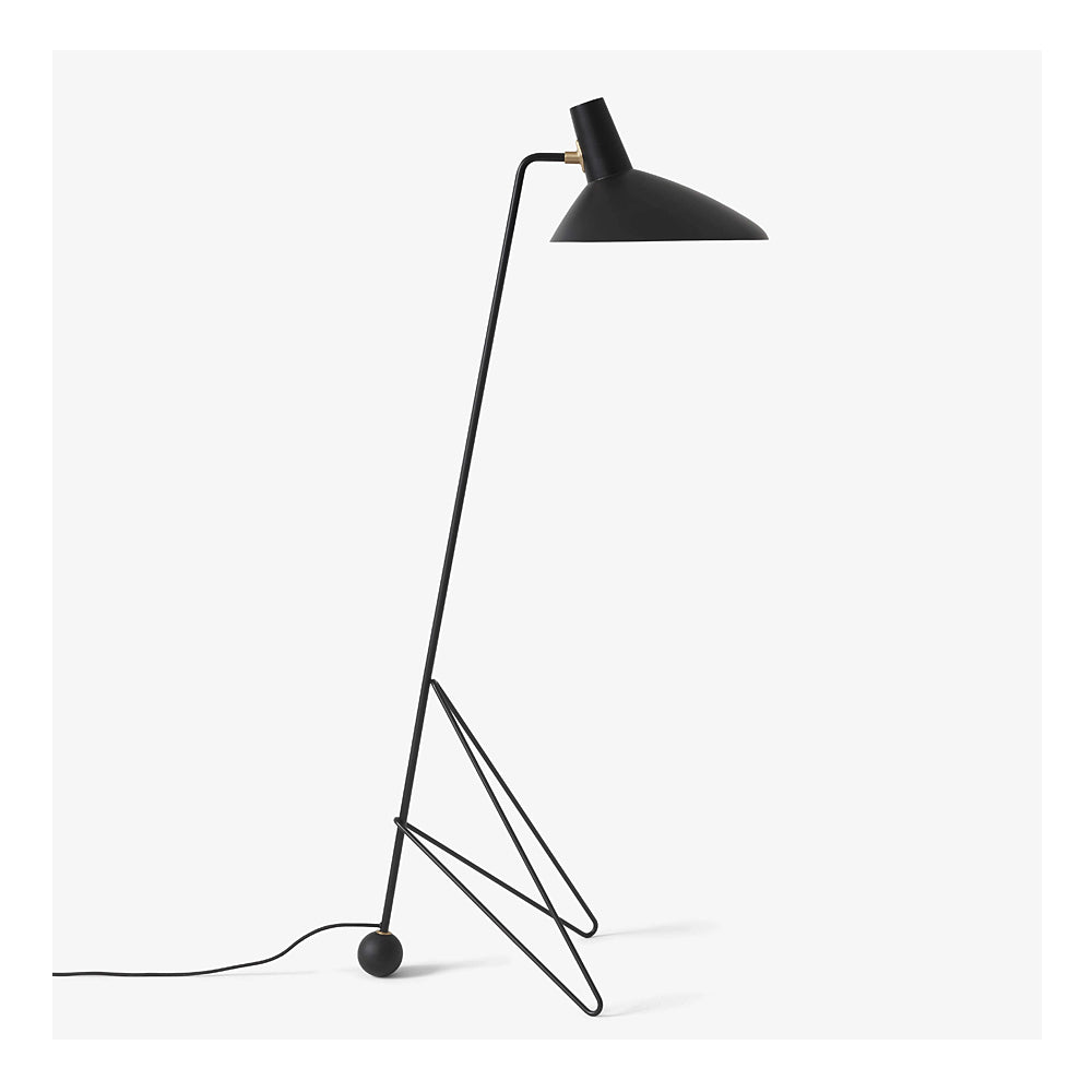 Tripod HM8 Floor Lamp by &Tradition | Loftmodern 2