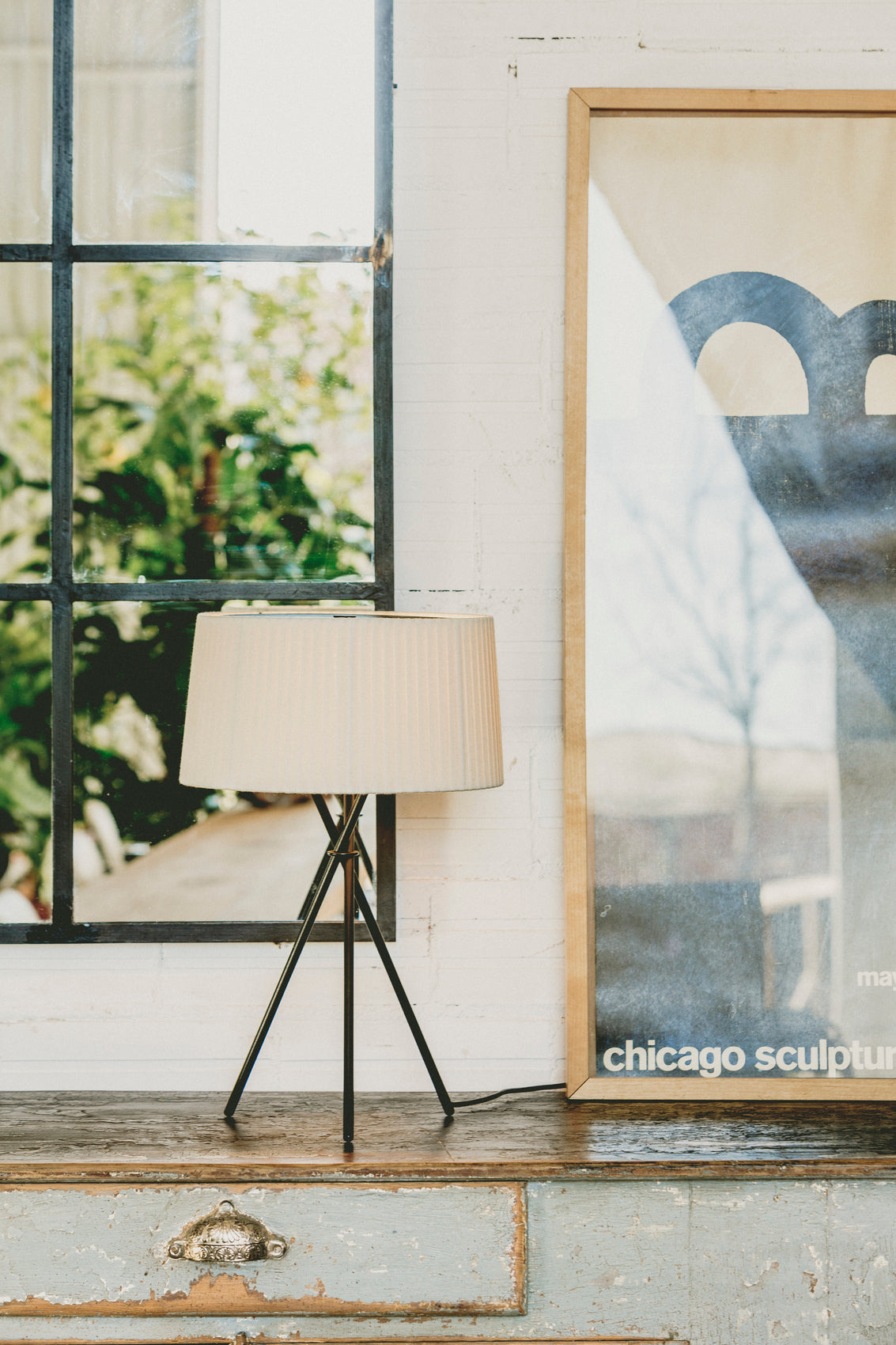 Santa & Cole Tripode M3 Table Lamp
