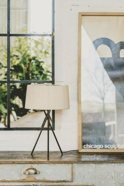 Santa & Cole Tripode G6 Table Lamp