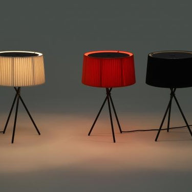 Trípode G6 Table Lamp – Large Ribbon Shade