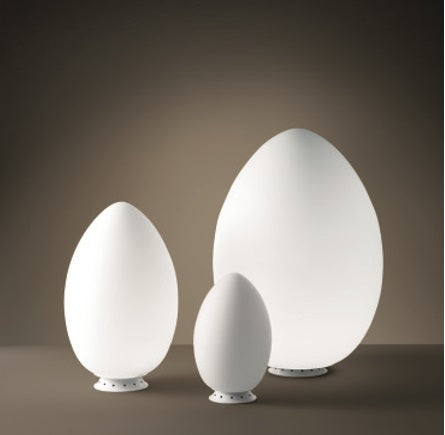 FontanaArte Uovo Medium Table Lamp