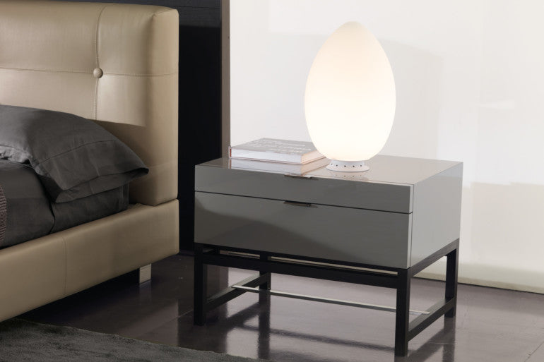 FontanaArte Uovo Small Table Lamp