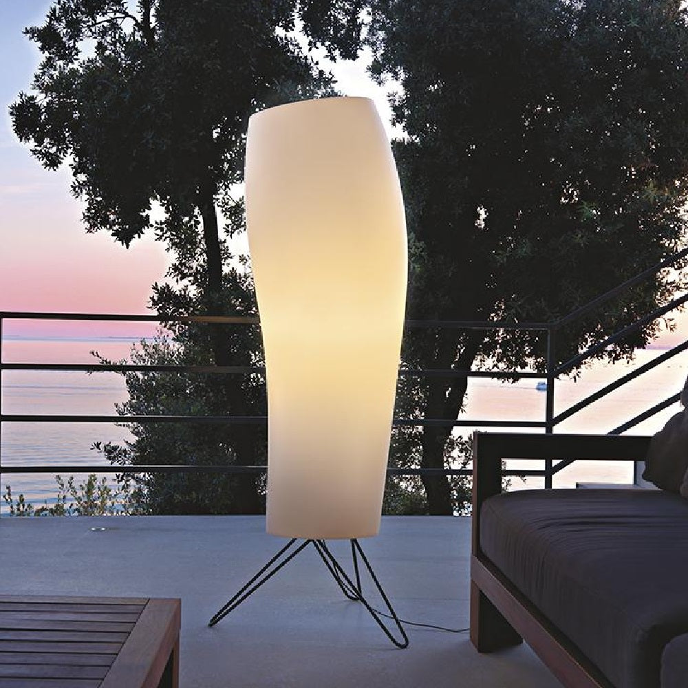 Warm Outdoor Floor Lamp by Karboxx