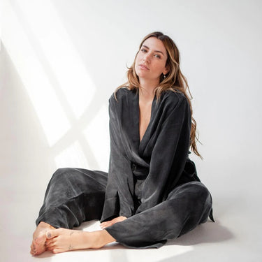 niLuu Women’s Wrap Top Noir