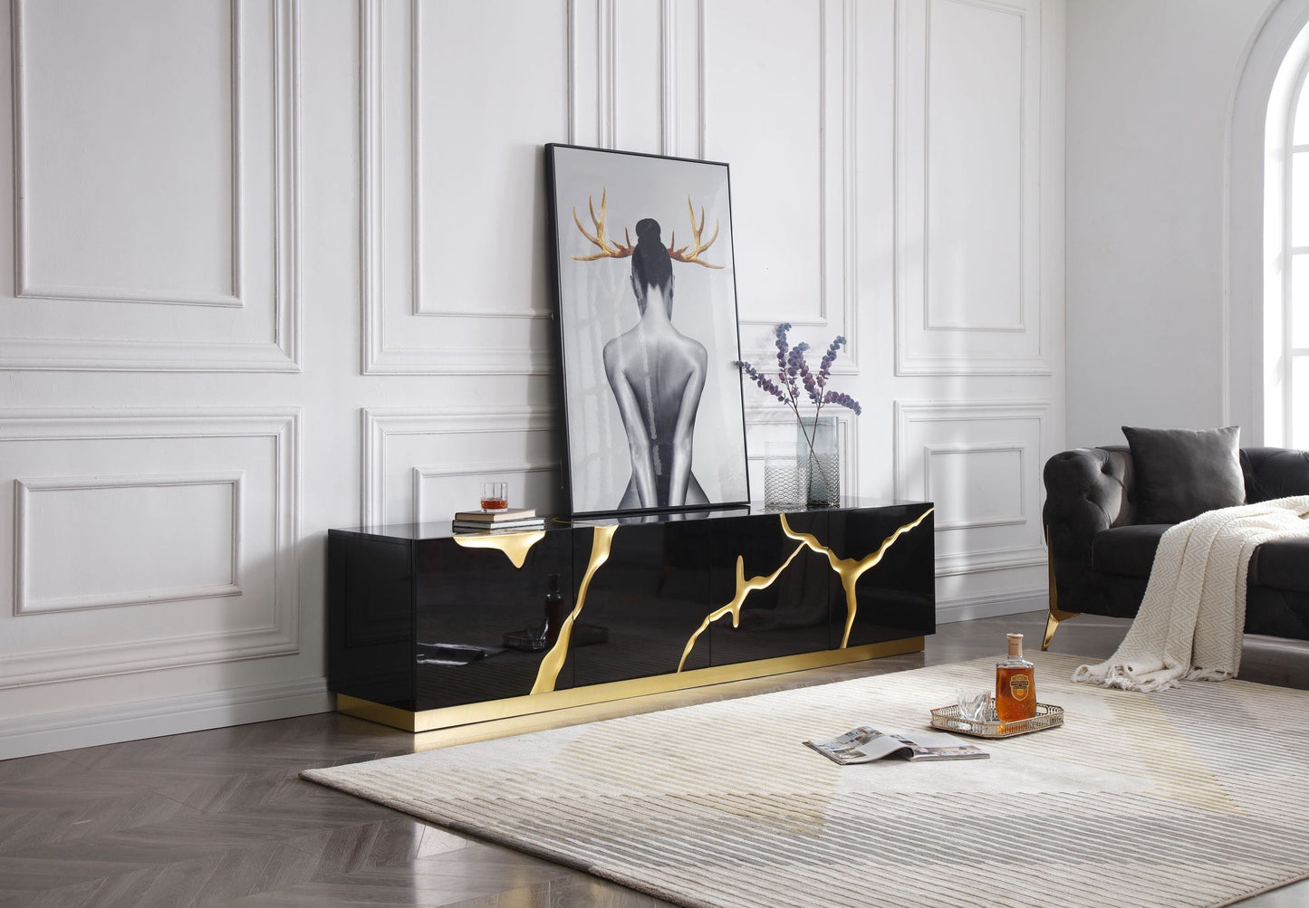 VIG Furniture Modrest Aspen Black Gold TV Stand