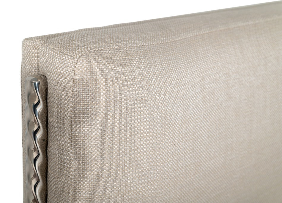 VIG Furniture Modrest Bergeron Cream Woven Fabric Bed