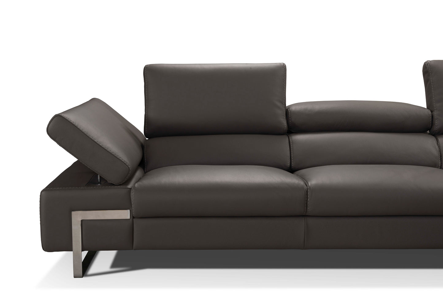 Atelier Italiana I716 Gray Sectional Sofa Right Facing Chaise by Incanto